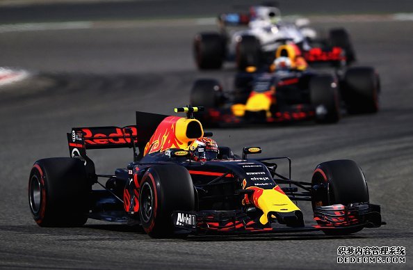 F1伊莫拉：被维斯塔潘超越大意了！皮亚斯特里自曝：太早刹车