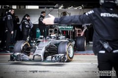 F1摩纳哥站：迈凯伦时隔17年再度夺冠本地人勒克莱尔拼尽全力了