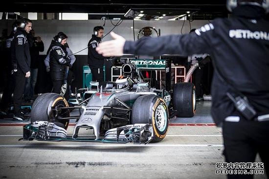 F1摩纳哥站：迈凯伦时隔17年再度夺冠本地人勒克莱尔拼尽全力了